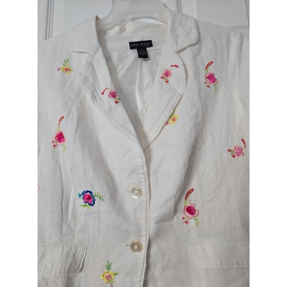 Karen Arnold Linen Blazer Size 14W. White with embroidery Flowers in front - Picture 2 of 4